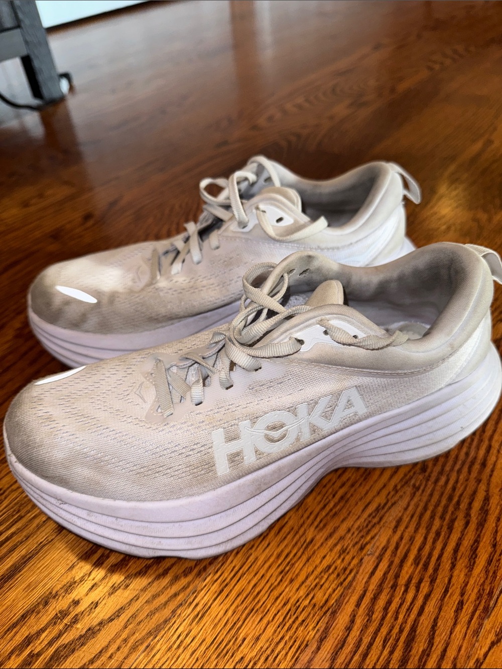 Hoka White Bondi 8 Running Shoes - Picture 3 of 5